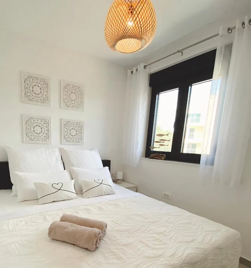 Apartment Agnes With 63 M2 Rooftop Terrace, Grill And Pool Okrug Gornji Croatia